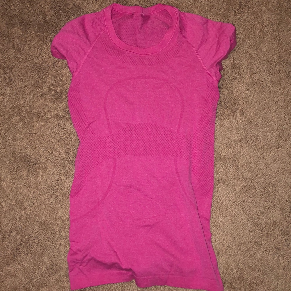 Lululemon swiftly Tech short sleeve